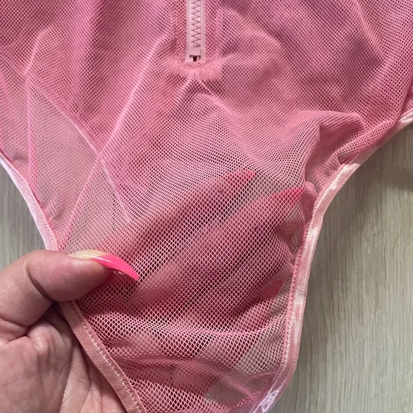 π 3/$20 Roma Sheer Bodysuit - Picture 2 of 2